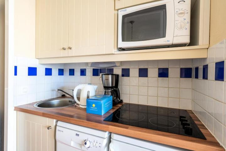 Apartment Sur Golf Avec Piscine Chauffee A Lacanau-ocean Lacanau
